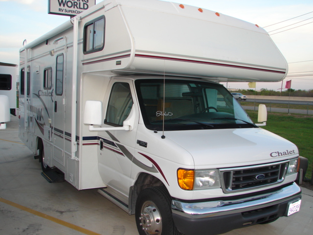 Used 2006 Winnebago Chalet 24VR Class C For Sale